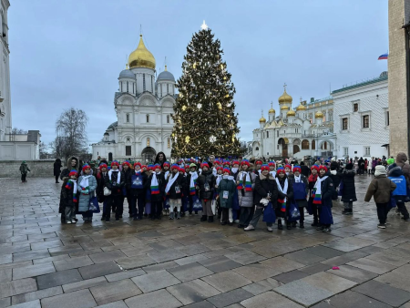 Дагестанские дети участников СВО посетили Кремлёвскую ёлку